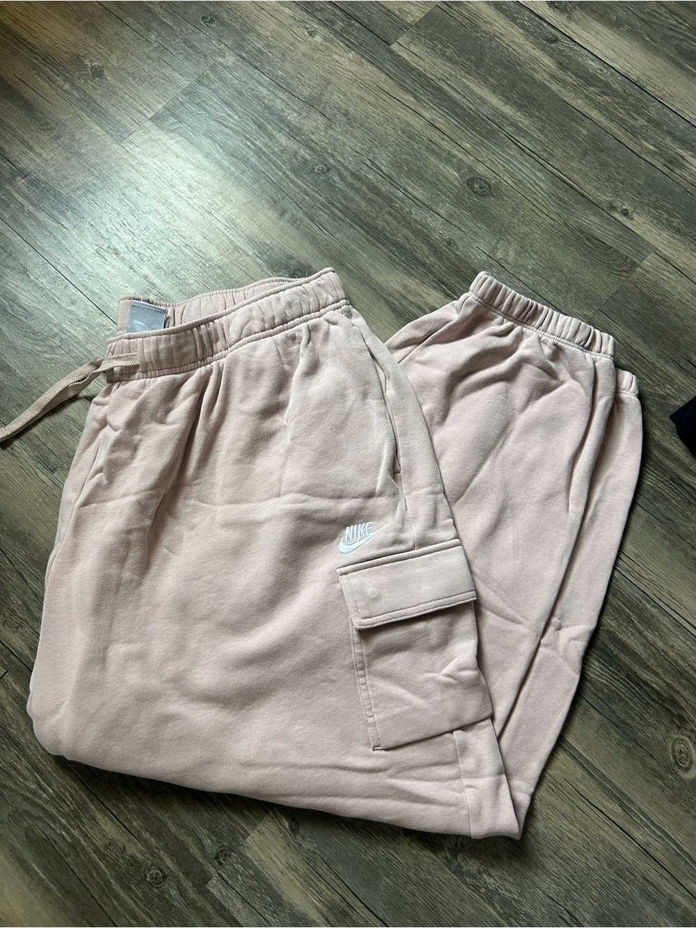 Nike woman’s Light Pink Cargo Sweatpants